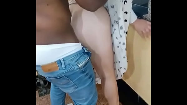 QUER SER CORNO TAMBEM – GOSTO DE VER MINHA ESPOSA DANDO PARA ROLA GRANDE E GROSSA PRICIPALMENTE ROLA DE PRETO Completo no RED